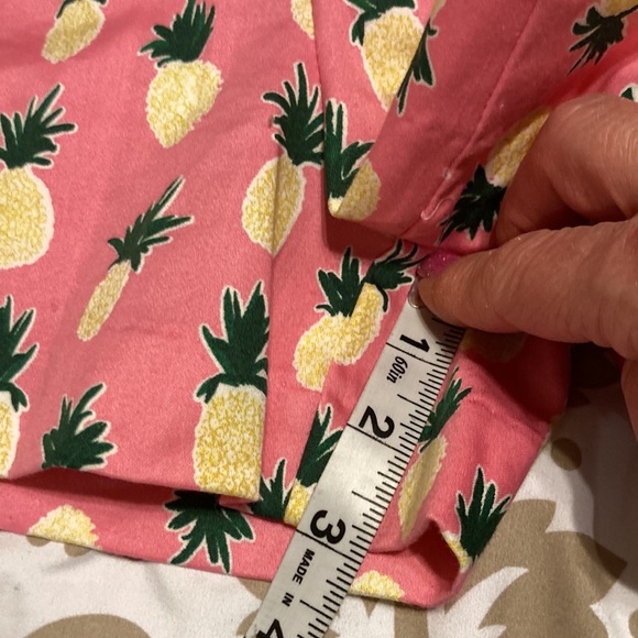 Pink and pineapples shorts - Picture 6 of 6